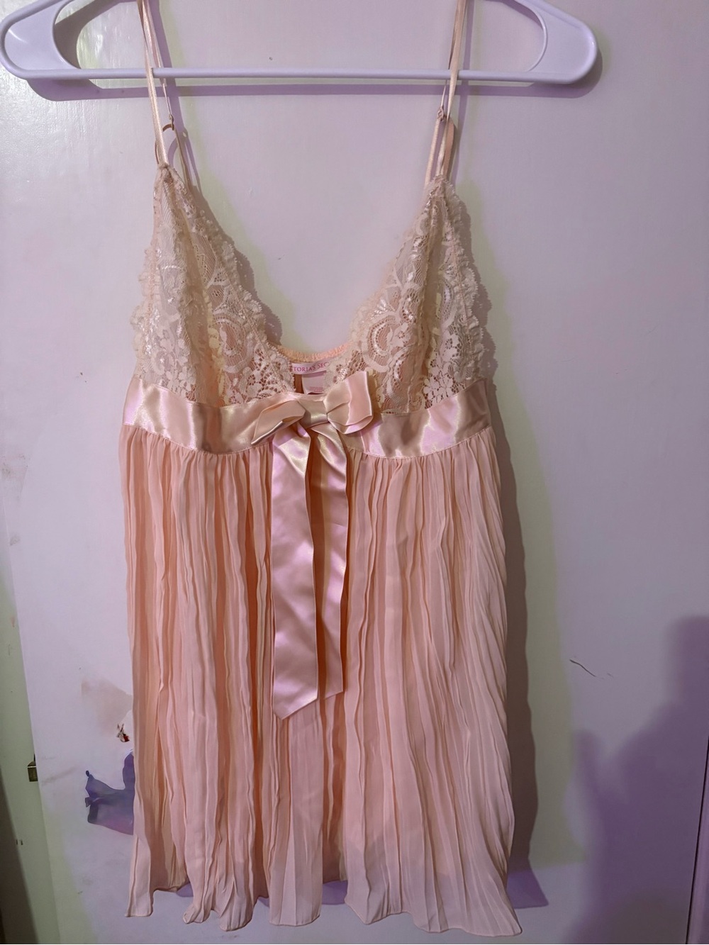 Victoria's Secret Blush Pink Lace & Satin Pleated Chemise
